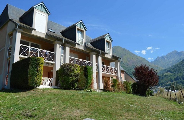 Apartment Esquièze-Sère, 2 bedrooms, 5 persons