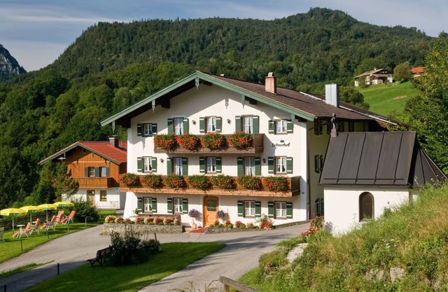 Apartment 'Ferienwohnung Edelweiß' with Mountain View, Balcony and Wi-Fi