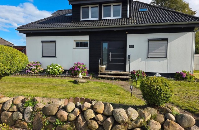 Apartment 'Ferienwohnung' with Wi-Fi