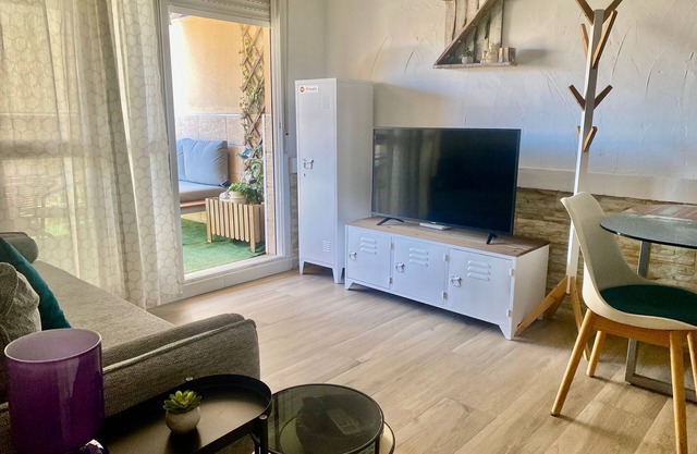 Apartment "Flamingo" Close to the Beach, Perfect for Couples and With Terrace