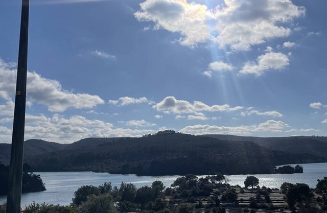 Apartment for 5 ppl, private lake access, pool