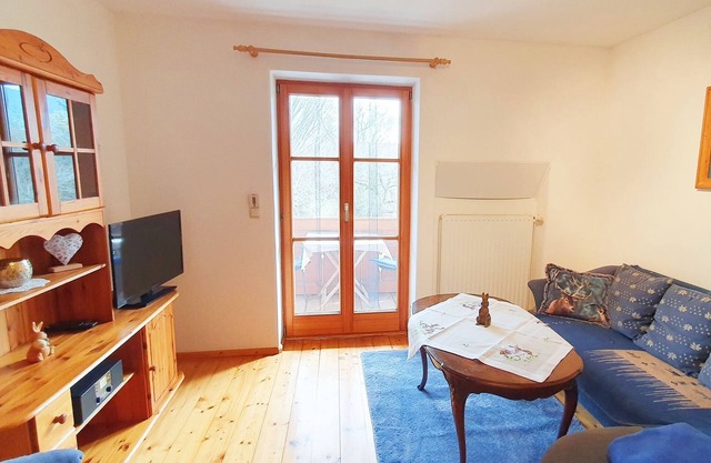 Apartment for 2-4 pers. (58sqm), 2 sep. bedrooms, 1 double bed, 1 bunk bed, 1G