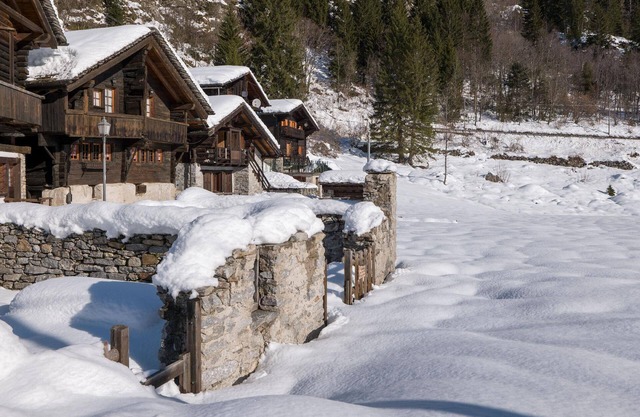 Apartment for 6 persons approx. 60 m² in Macugnaga, Piemonte (Verbano-Cusio-Ossola Province)