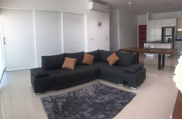 APARTMENT FOR RENT IN FRONT OF THE SEA IN TORRE EME