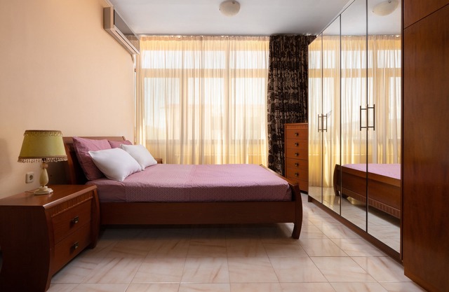 Apartment 'Green Sunshine' with Balcony, Wi-Fi and Air Conditioning