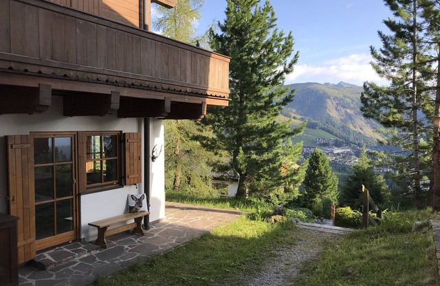 Apartment 'Höhenrausch' at 1,700 meters above sea level, 150 meters to the lift, underground parking space