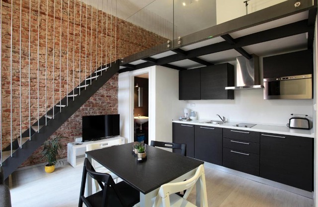 Apartment House - The Modern Flat