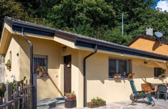 Apartment Il Castagno in Donato - 2 persons, 1 bedrooms