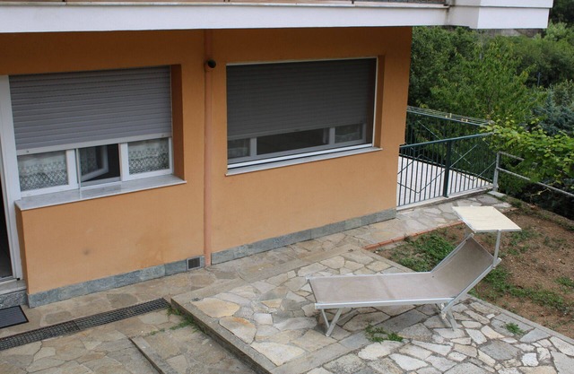 Apartment 'Il Faro' with Private Terrace and Private Garden