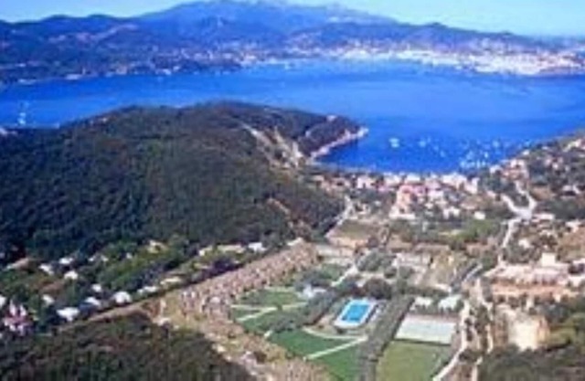 Apartment in a residence at 200 mt. from the beach