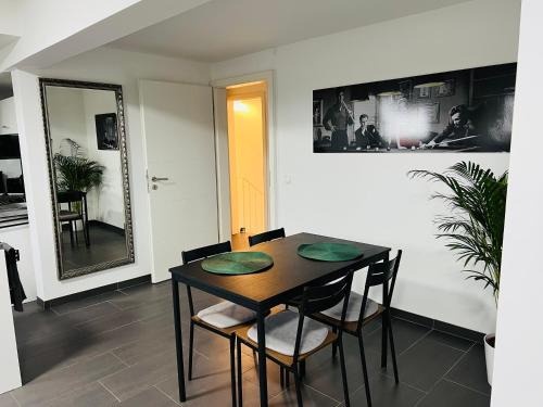 Apartment in Erftstadt , Phantasialand Brühl bei Cologne, Zentral, Bahnhof nah