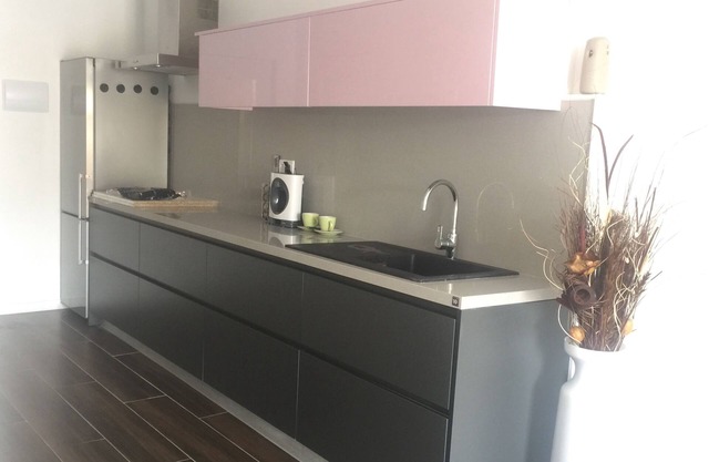 Apartment in the old part of the city, 320 meters from the beach.