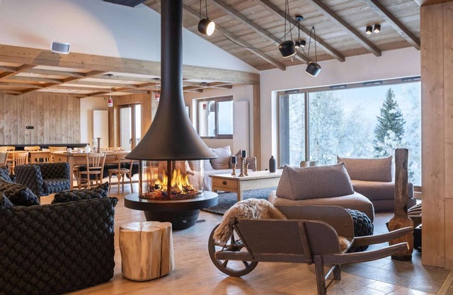 Apartment in Fornelet with Ski-In/Ski-Out Access