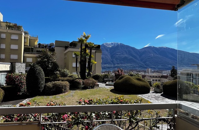 Apartment in Paradise Garden