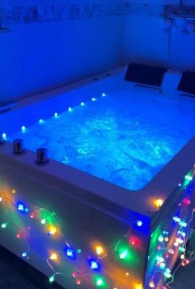 Apartment in Paris with Jaccuzzi