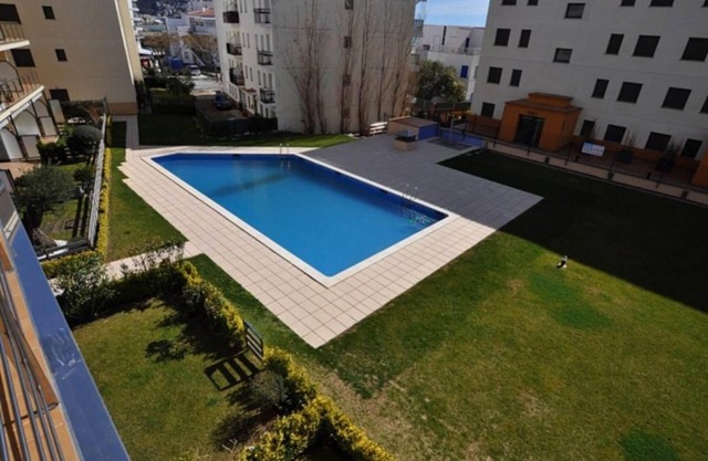 Apartment in Roses near Salatar Beach