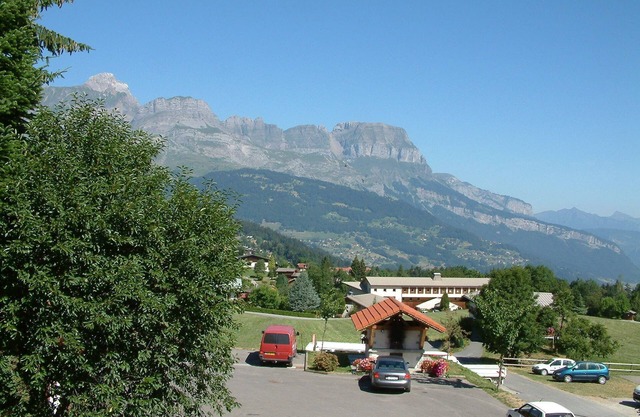 Apartment in the center of the village of Combloux