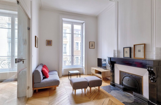 Apartment in the heart of the peninsula