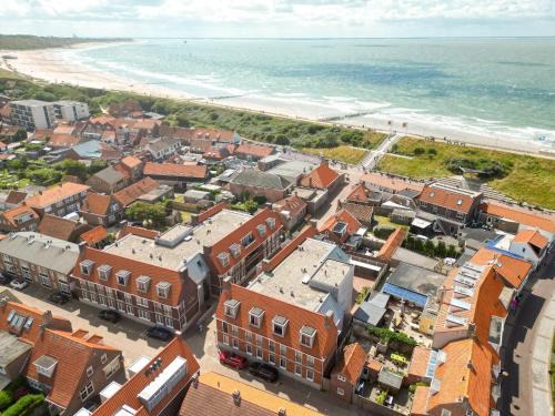 Apartment in Zoutelande near the Beach, cleaning included