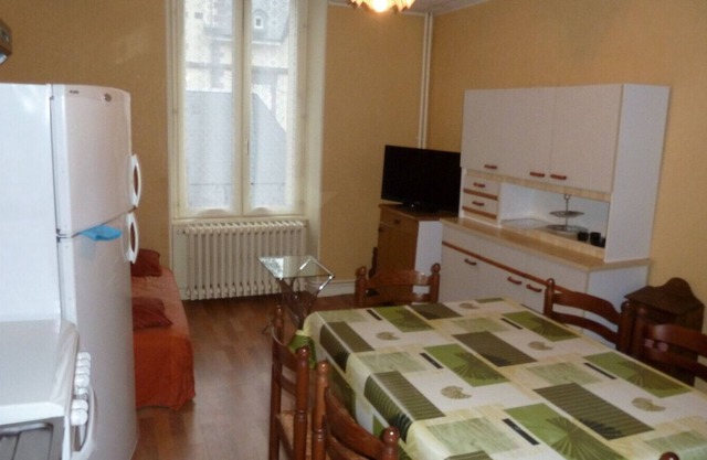 Apartment 'Jonquilles No. 4' with Mountain View and Wi-Fi