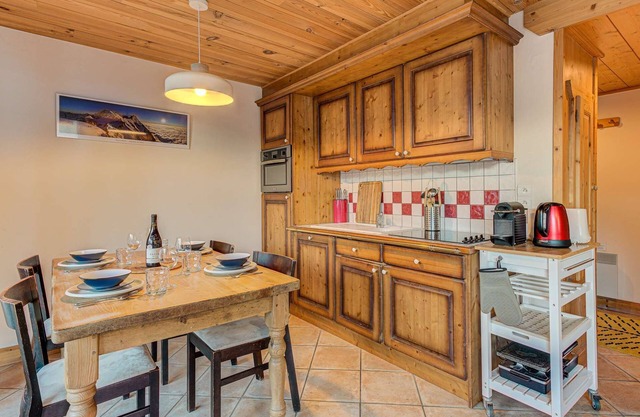 Apartment Kandahar - Alpes Travel - Les Houches (sleeps 4)