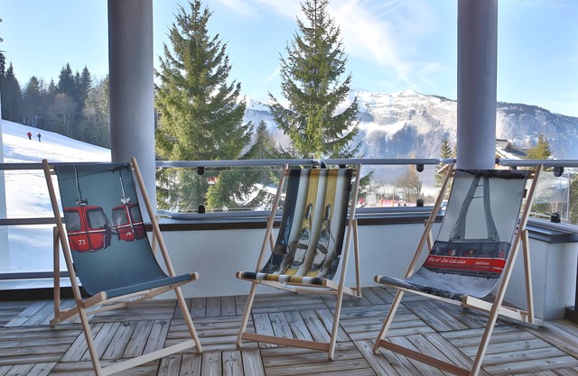 Apartment 'La Pointe D'Areu' with Mountain View, Private Terrace and Wi-Fi