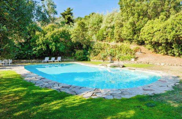 Apartment 'Le Domaine De L'avelan' with Sea View, Private Pool and Wi-Fi