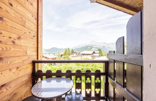 Apartment "Les Aravis" with Mountain View, Shared Garden and Wi-Fi