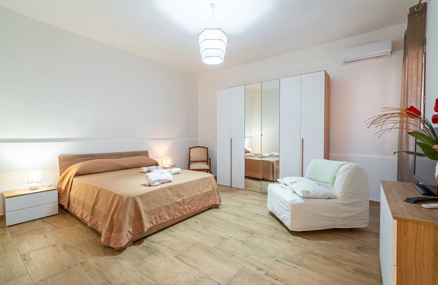 Apartment 'Libellula' with Balcony, Wi-Fi and Air Conditioning