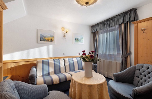 Apartment 'Loderhof Sternenhimmel' with Mountain View, Shared Garden and Wi-Fi