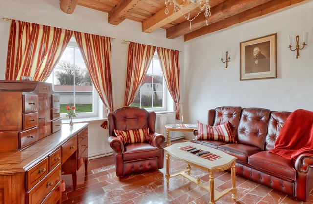 Apartment 'Maisonette Suite' with Shared Garden and Wi-Fi