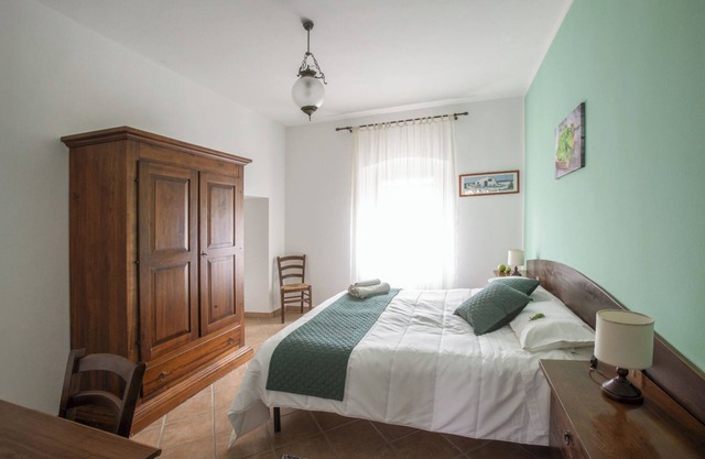 Apartment 'Menta' with Shared Pool and Garden