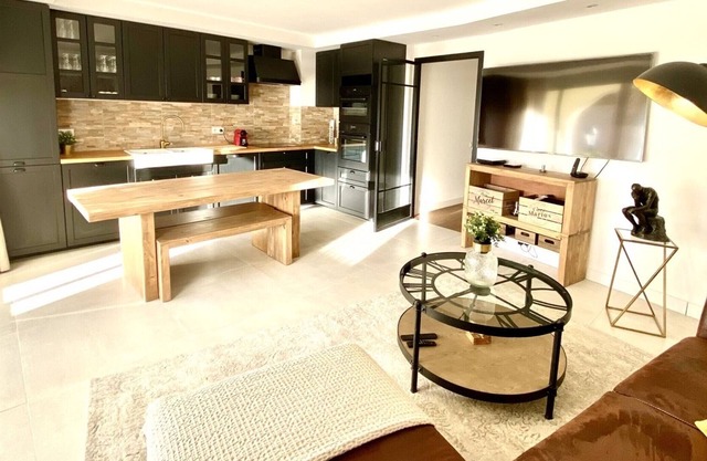 Apartment Mallemort, 2 bedrooms, 4 persons