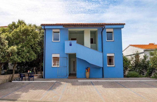 Apartment Mandre with Adriatic Sea Views