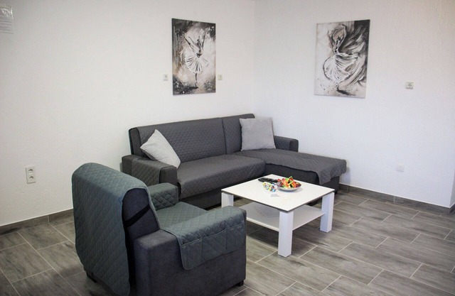 Apartment Matija (68961-A1) - Senj