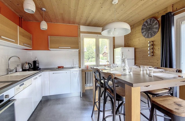 APARTMENT - MONTRIOND - 6 PEOPLE - NEAR MORZINE -LA RANCHE