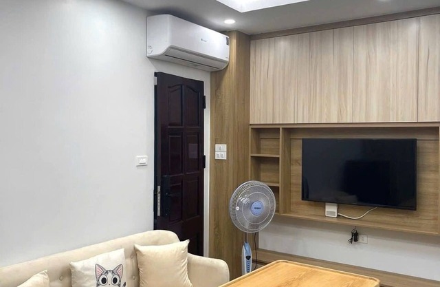 Apartment near West Lake, fully furnished, nice view, large balcony.