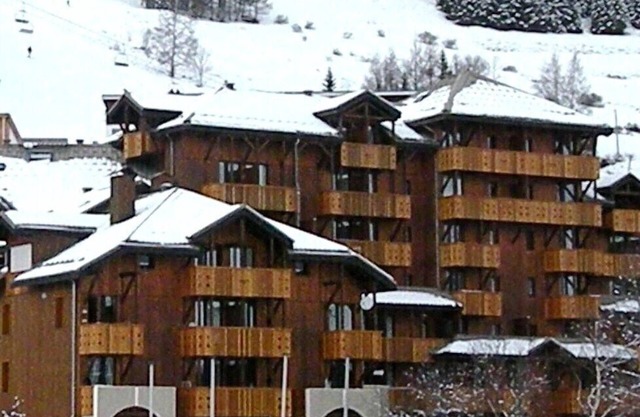 APARTMENT OF 31 M2 (6 beds) - In the Center of the Village - LES 2 ALPES