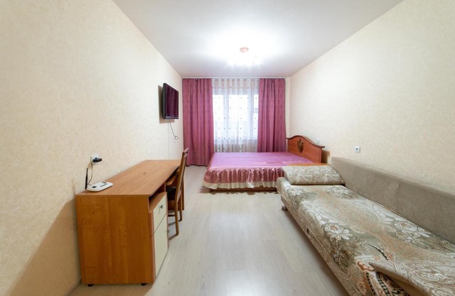 Apartment on Krestki 7