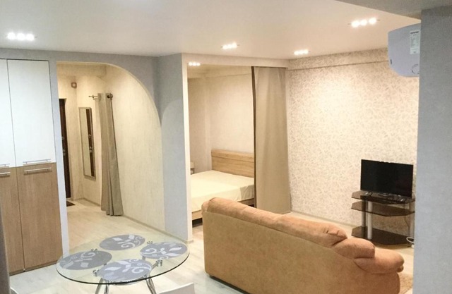 Apartment on Lermontova 121