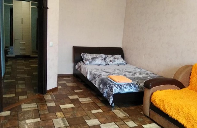 Apartment on Mervinskaya 25