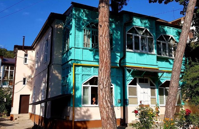 Apartment on Pereulok Yanovskogo 9