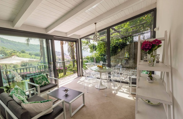 Apartment on the Amalfi Coast PARKING SPACE AND POOL