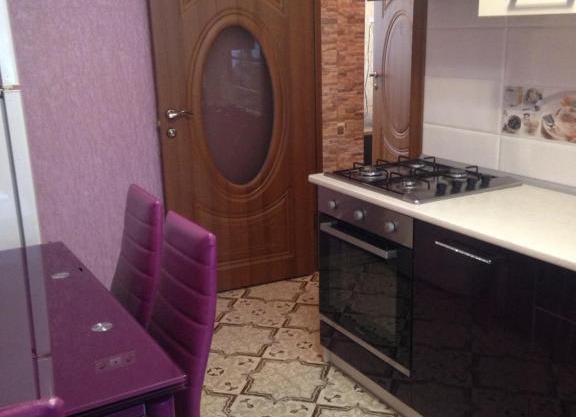 Apartment on Tolstogo