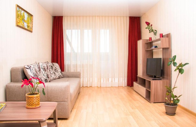 Apartment on Yubileynaya 91A