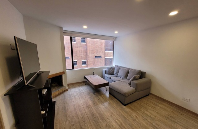 Apartment one block from Parque de la 93