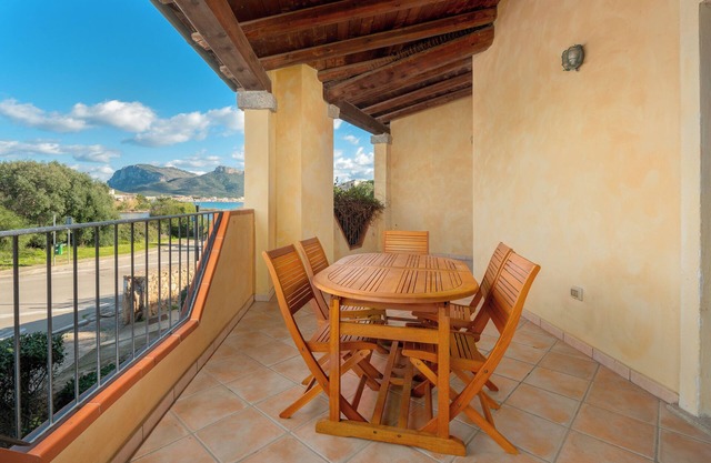 Apartment 'Orizzonti 31' with Sea View, Private Terrace and Air Conditioning