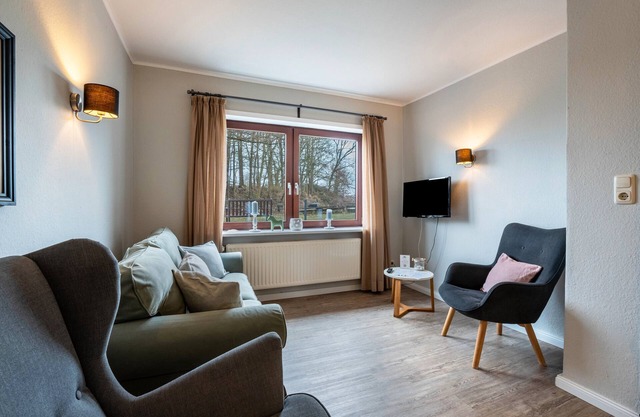 Apartment 'Ostseeblick Fewo 1' with Private Terrace, Private Garden and Wi-Fi