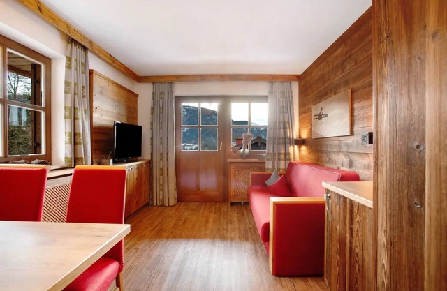 Apartment 'Panorama - Appartement 2' with Mountain View, Private Terrace and Wi-Fi