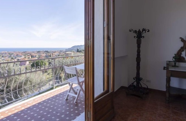 Apartment Paradise View in Diano Marina - 6 persons, 3 bedrooms